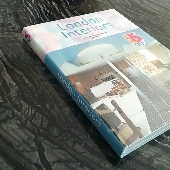 INTERIORS - London Interiors coffee table book - Picture 3 of 3